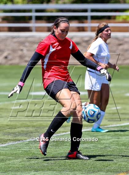 Thumbnail 1 in Amador vs Ripon (CIF-SJS D5 Final) photogallery.