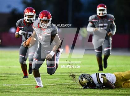 Thumbnail 1 in Bishop Moore @ Edgewater photogallery.