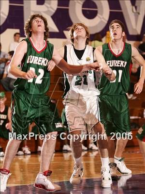 Thumbnail 3 in Eureka vs. Paradise (Oroville Tournament) photogallery.