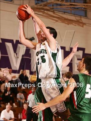 Thumbnail 2 in Eureka vs. Paradise (Oroville Tournament) photogallery.