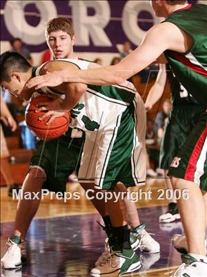 Thumbnail 1 in Eureka vs. Paradise (Oroville Tournament) photogallery.