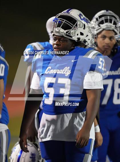 Thumbnail 2 in Bellville vs. Connally (UIL 4A Football Division II Region 3 Bi-District Playoff) photogallery.