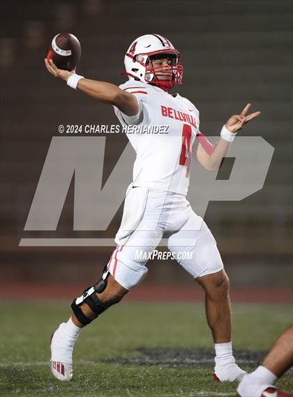 Thumbnail 2 in Bellville vs. Connally (UIL 4A Football Division II Region 3 Bi-District Playoff) photogallery.