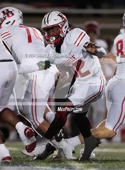 Thumbnail 3 in Bellville vs. Connally (UIL 4A Football Division II Region 3 Bi-District Playoff) photogallery.
