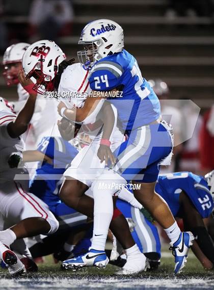Thumbnail 1 in Bellville vs. Connally (UIL 4A Football Division II Region 3 Bi-District Playoff) photogallery.