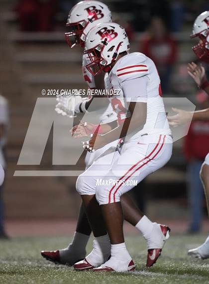 Thumbnail 1 in Bellville vs. Connally (UIL 4A Football Division II Region 3 Bi-District Playoff) photogallery.