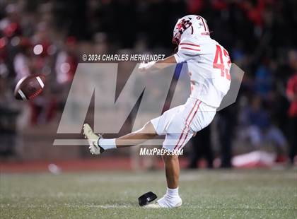 Thumbnail 1 in Bellville vs. Connally (UIL 4A Football Division II Region 3 Bi-District Playoff) photogallery.