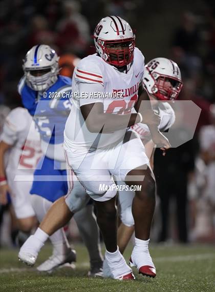Thumbnail 3 in Bellville vs. Connally (UIL 4A Football Division II Region 3 Bi-District Playoff) photogallery.