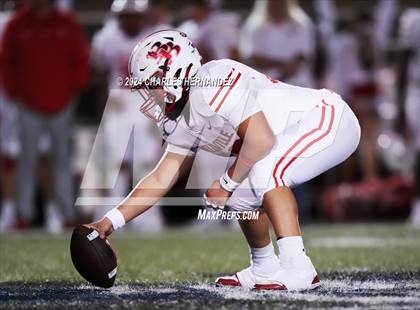 Thumbnail 2 in Bellville vs. Connally (UIL 4A Football Division II Region 3 Bi-District Playoff) photogallery.