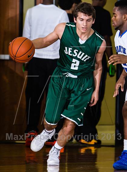 Thumbnail 3 in North Crowley vs. Strake Jesuit (McDonald's Texas Invitational) photogallery.