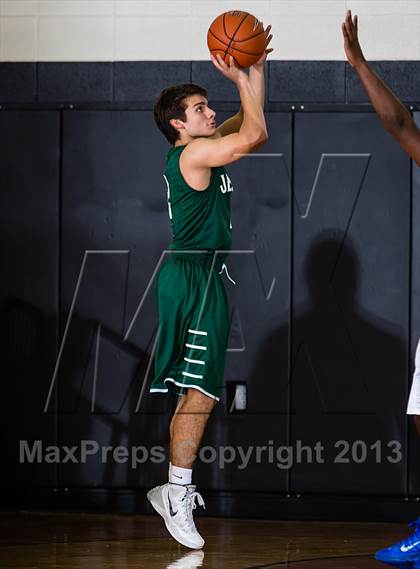 Thumbnail 2 in North Crowley vs. Strake Jesuit (McDonald's Texas Invitational) photogallery.
