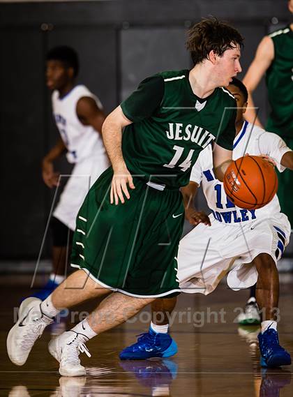 Thumbnail 3 in North Crowley vs. Strake Jesuit (McDonald's Texas Invitational) photogallery.