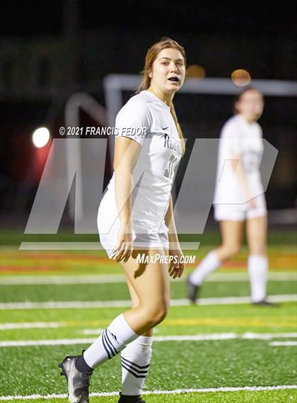 Thumbnail 1 in Sumner vs. Robinson photogallery.
