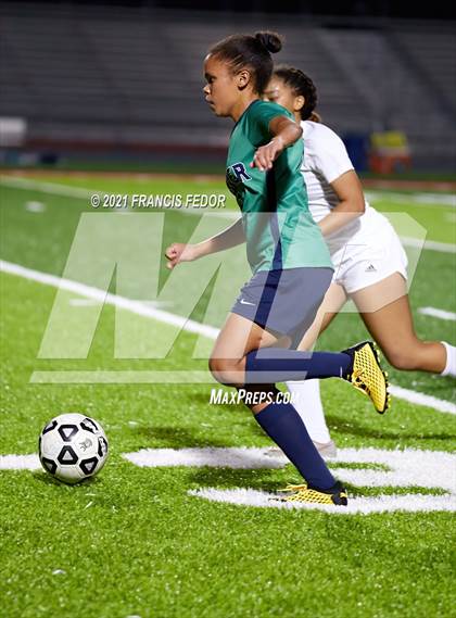 Thumbnail 2 in Sumner vs. Robinson photogallery.