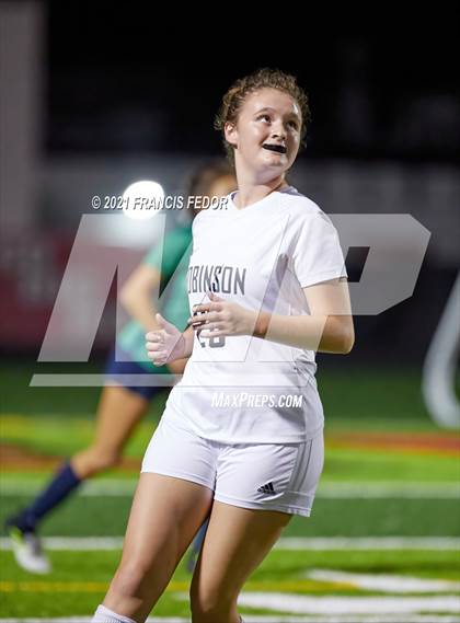 Thumbnail 3 in Sumner vs. Robinson photogallery.