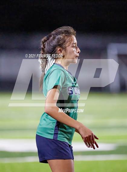 Thumbnail 2 in Sumner vs. Robinson photogallery.