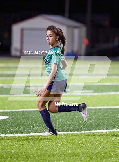 Thumbnail 3 in Sumner vs. Robinson photogallery.