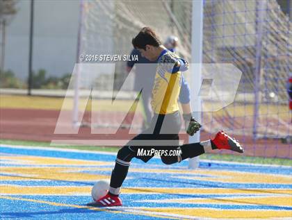 Thumbnail 1 in Grossmont vs. Hilltop (Grossmont Holiday Tournament) photogallery.