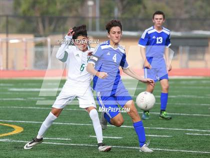 Thumbnail 3 in Grossmont vs. Hilltop (Grossmont Holiday Tournament) photogallery.