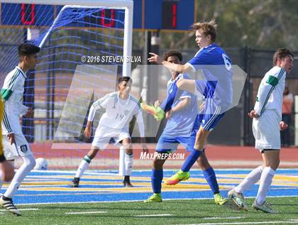 Thumbnail 2 in Grossmont vs. Hilltop (Grossmont Holiday Tournament) photogallery.