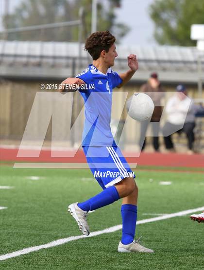 Thumbnail 1 in Grossmont vs. Hilltop (Grossmont Holiday Tournament) photogallery.