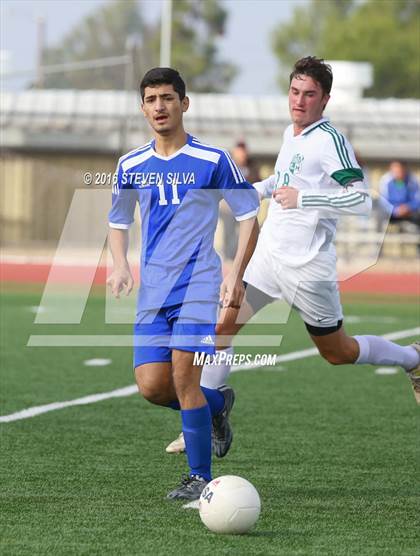 Thumbnail 1 in Grossmont vs. Hilltop (Grossmont Holiday Tournament) photogallery.