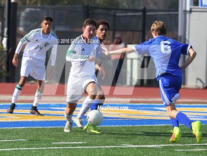 Thumbnail 1 in Grossmont vs. Hilltop (Grossmont Holiday Tournament) photogallery.