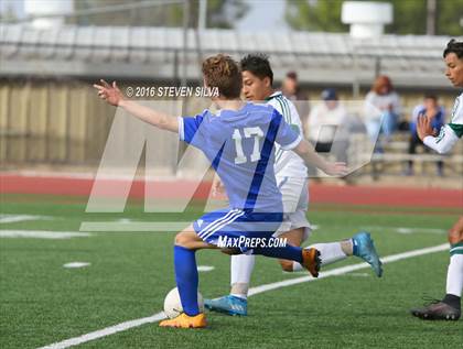 Thumbnail 2 in Grossmont vs. Hilltop (Grossmont Holiday Tournament) photogallery.