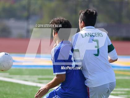 Thumbnail 3 in Grossmont vs. Hilltop (Grossmont Holiday Tournament) photogallery.