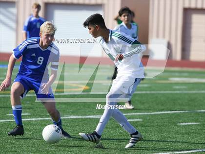 Thumbnail 1 in Grossmont vs. Hilltop (Grossmont Holiday Tournament) photogallery.