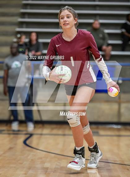 Thumbnail 3 in Tatum vs. White Oak (UIL 3A Region Quarterfinal Playoff) photogallery.