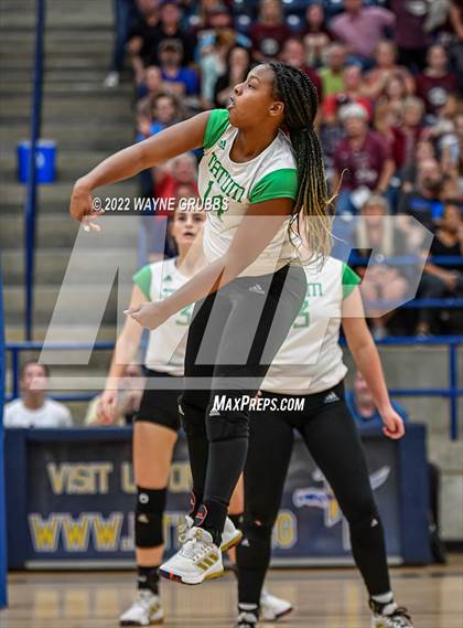 Thumbnail 3 in Tatum vs. White Oak (UIL 3A Region Quarterfinal Playoff) photogallery.