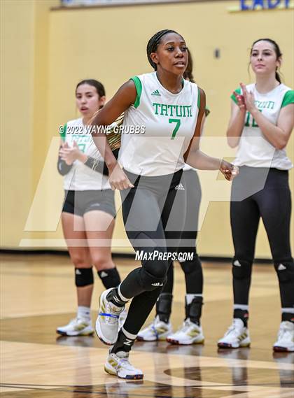 Thumbnail 1 in Tatum vs. White Oak (UIL 3A Region Quarterfinal Playoff) photogallery.