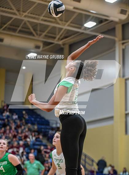 Thumbnail 3 in Tatum vs. White Oak (UIL 3A Region Quarterfinal Playoff) photogallery.