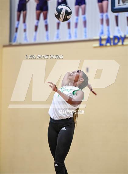 Thumbnail 1 in Tatum vs. White Oak (UIL 3A Region Quarterfinal Playoff) photogallery.