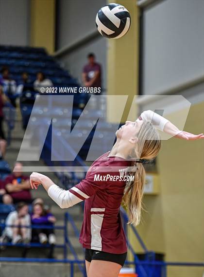 Thumbnail 3 in Tatum vs. White Oak (UIL 3A Region Quarterfinal Playoff) photogallery.