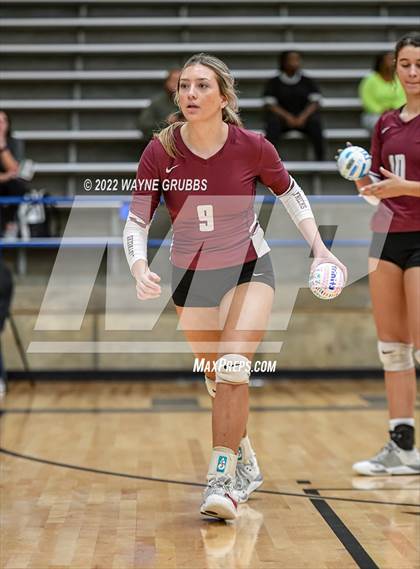 Thumbnail 1 in Tatum vs. White Oak (UIL 3A Region Quarterfinal Playoff) photogallery.