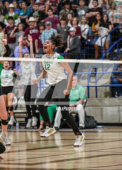 Thumbnail 3 in Tatum vs. White Oak (UIL 3A Region Quarterfinal Playoff) photogallery.