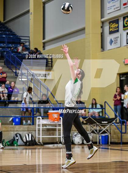 Thumbnail 3 in Tatum vs. White Oak (UIL 3A Region Quarterfinal Playoff) photogallery.