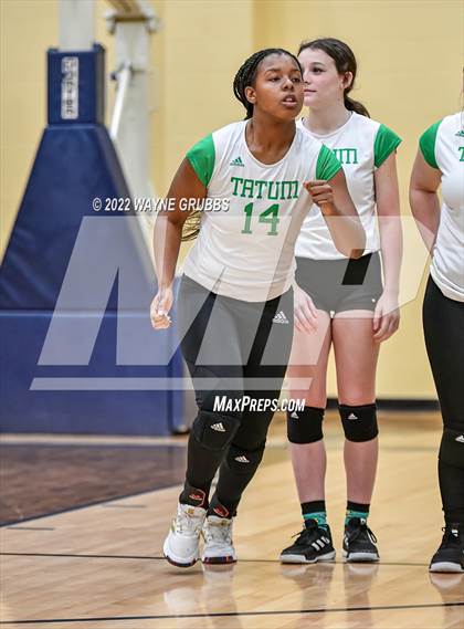 Thumbnail 2 in Tatum vs. White Oak (UIL 3A Region Quarterfinal Playoff) photogallery.