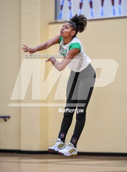 Thumbnail 3 in Tatum vs. White Oak (UIL 3A Region Quarterfinal Playoff) photogallery.