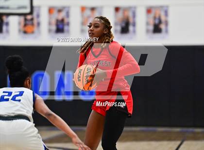 Thumbnail 3 in Highlands Ranch vs. Eaglecrest (CHSAA 6A Second Round) photogallery.