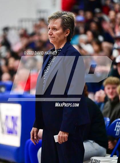 Thumbnail 3 in Highlands Ranch vs. Eaglecrest (CHSAA 6A Second Round) photogallery.