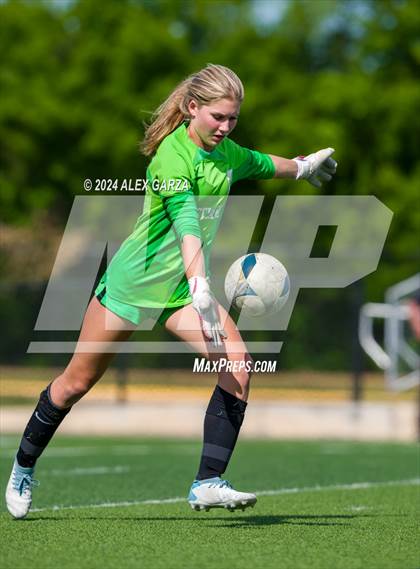 Thumbnail 3 in Austin Westlake vs. Prosper (UIL 6A Soccer Final) photogallery.