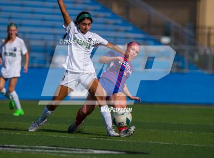Thumbnail 3 in Austin Westlake vs. Prosper (UIL 6A Soccer Final) photogallery.