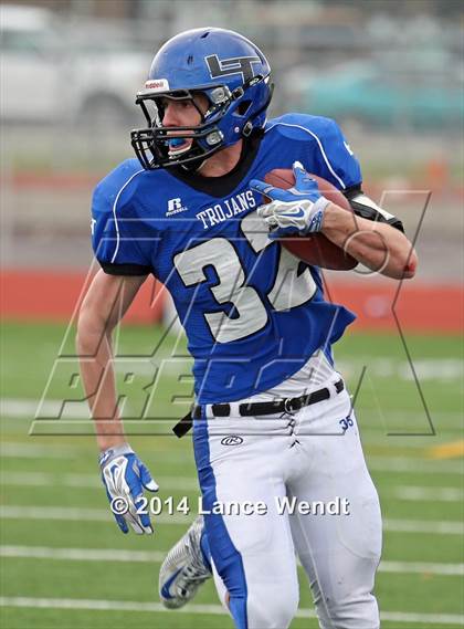 Thumbnail 3 in Broomfield @ Longmont (CHSAA 4A Semifinal Playoff) photogallery.