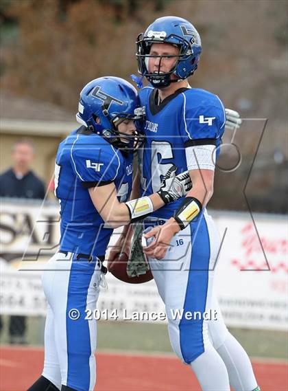 Thumbnail 2 in Broomfield @ Longmont (CHSAA 4A Semifinal Playoff) photogallery.