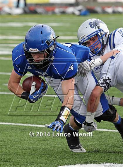 Thumbnail 1 in Broomfield @ Longmont (CHSAA 4A Semifinal Playoff) photogallery.