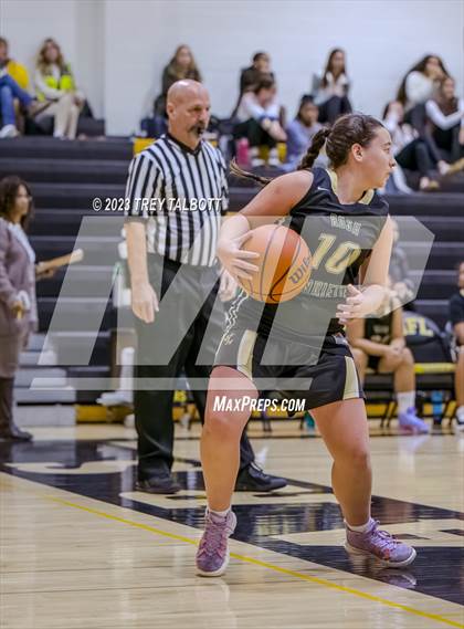 Thumbnail 1 in Rush-Henrietta @ Honeoye Falls-Lima photogallery.