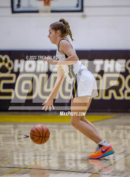 Thumbnail 2 in Rush-Henrietta @ Honeoye Falls-Lima photogallery.